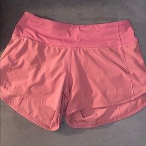 lululemon moss rose 4” speed up shorts